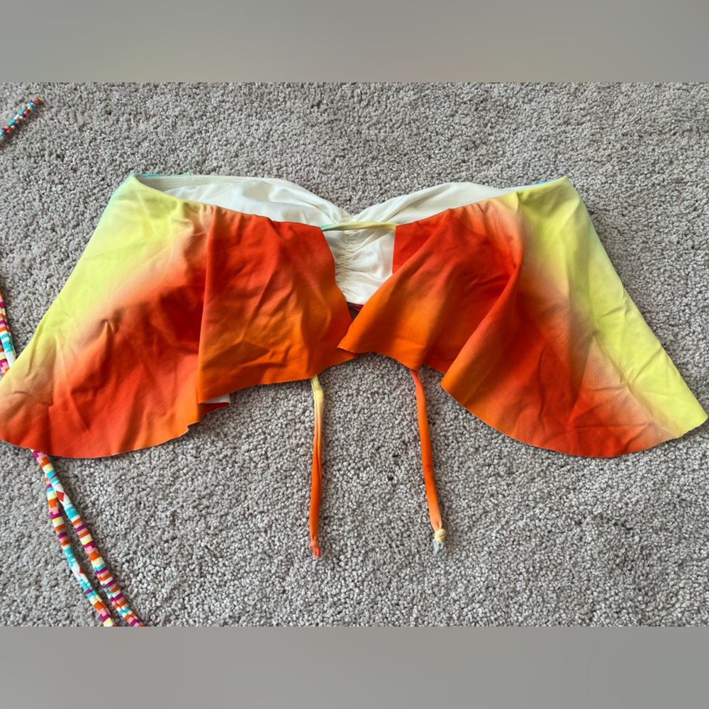 Saha bikini - Picture 6 of 8